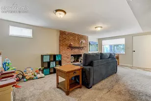 3812 Somerset Dr, Colorado Springs, CO 80907 - Photo 34