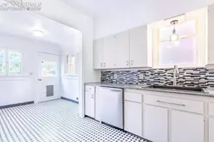 116 W Adams Ave, Pueblo, CO 81004 - Photo 4