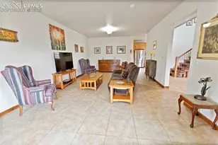 1522 Monarch Dr, Cripple Creek, CO 80813 - Photo 4