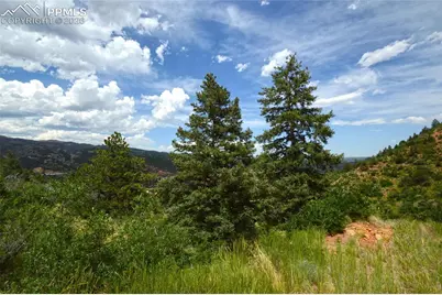 1096 Laguna Point, Manitou Springs, CO 80829 - Photo 12