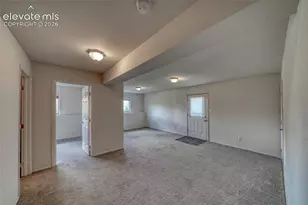 2205 Mesa Rd, Colorado Springs, CO 80904 - Photo 38