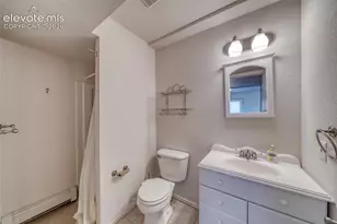 2205 Mesa Rd, Colorado Springs, CO 80904 - Photo 42