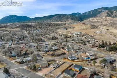1120 Modes Street, Colorado Springs, CO 80904 - Photo 10