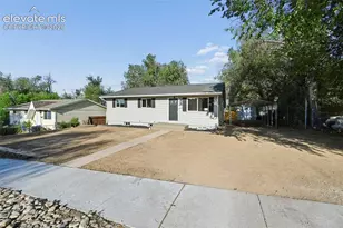838 Sequoia Dr, Colorado Springs, CO 80910 - Photo 4