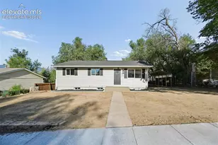 838 Sequoia Dr, Colorado Springs, CO 80910 - Photo 2