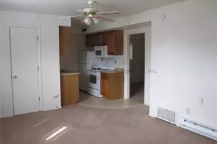 670 W Van Buren St, Colorado Springs, CO 80907 - Photo 2