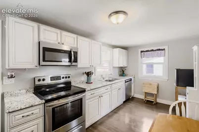 749 W Corona Avenue, Pueblo, CO 81004 - Photo 6