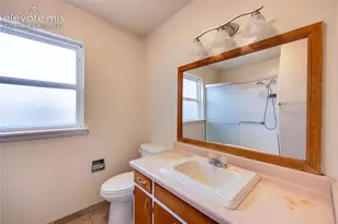 1539 Fountain St, Colorado Springs, CO 80910 - Photo 10