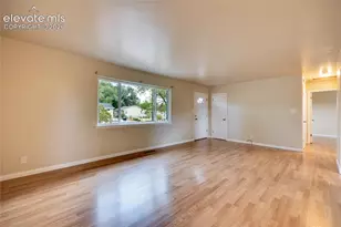 1539 Fountain St, Colorado Springs, CO 80910 - Photo 6