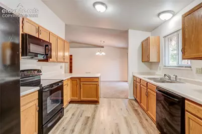 2533 Patriot Heights, Colorado Springs, CO 80904 - Photo 8