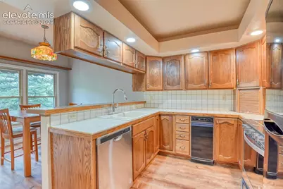 2806 Tenderfoot Hill Street, Colorado Springs, CO 80906 - Photo 16
