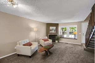 6831 Mountain Top Ln, Colorado Springs, CO 80919 - Photo 8