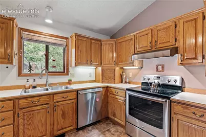 17730 Grama Ridge Road, Colorado Springs, CO 80908 - Photo 18