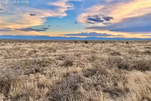 1094 N Gantts Fort Ave, Pueblo, CO 81007 - Photo 1