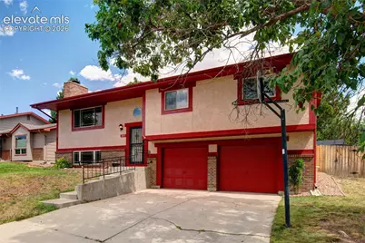 2045 Seven Arrow Drive, Colorado Springs, CO 80915 - Photo 2