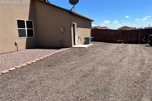 1193 E Gunpowder Ln, Pueblo, CO 81007 - Photo 18