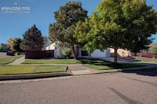 3595 Shady Rock Dr, Colorado Springs, CO 80920 - Photo 4