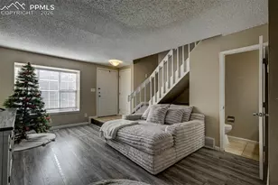 524 Shady Crest Cir, Colorado Springs, CO 80916 - Photo 8