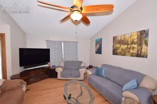 647 Red Cliff Rd, Colorado Springs, CO 80906 - Photo 6