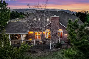 3805 Brushland Ct, Colorado Springs, CO 80904 - Photo 2