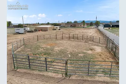 675 E McClave Drive, Pueblo, CO 81007 - Photo 30