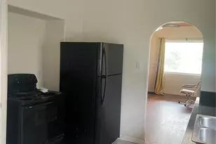 1523 Claremont Ave, Pueblo, CO 81004 - Photo 4