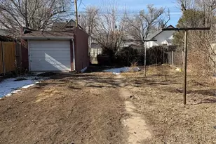 1523 Claremont Ave, Pueblo, CO 81004 - Photo 16