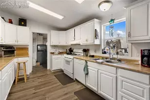 311 W Eaton Ave, Cripple Creek, CO 80813 - Photo 4
