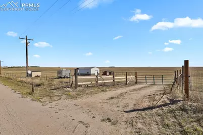 12155 Oil Well Road, Calhan, CO 80808 - Photo 6