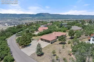 380 Scrub Oak Cir, Monument, CO 80132 - Photo 2