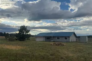 17 Garfield Cir, Florissant, CO 80816 - Photo 4