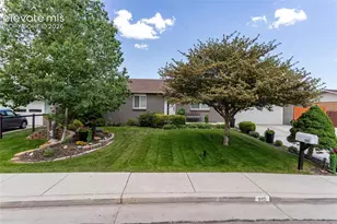510 Catalina Dr, Colorado Springs, CO 80906 - Photo 2