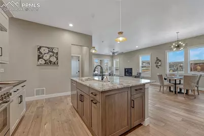 10090 Manhattan Drive, Colorado Springs, CO 80924 - Photo 10