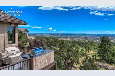 585 Vista Grande Drive, Colorado Springs, CO 80906 - Photo 6