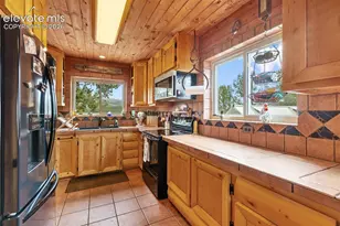 1052 Crown Point Cir, Cripple Creek, CO 80813 - Photo 14