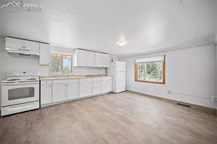 2920 Cheyenne Ave, Pueblo, CO 81008 - Photo 16