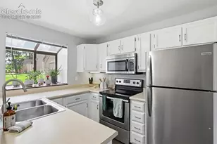 6738 Overland Dr, Colorado Springs, CO 80919 - Photo 12
