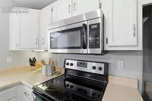 6738 Overland Dr, Colorado Springs, CO 80919 - Photo 14