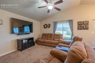 6121 Anders Ridge Ln, Colorado Springs, CO 80927 - Photo 4