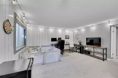 218 W Rockrimmon Boulevard #C, Colorado Springs, CO 80919 - Photo 16