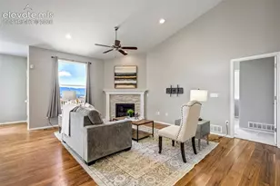 10832 Warm Sunshine Dr, Colorado Springs, CO 80908 - Photo 6