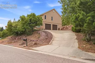 345 Cheshire Ct, Colorado Springs, CO 80906 - Photo 2