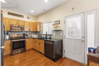 2044 Creekridge Point, Colorado Springs, CO 80910 - Photo 12