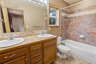 221 S Fairview St, Woodland Park, CO 80863 - Photo 10