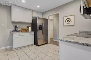 616 Bonfoy Ave, Colorado Springs, CO 80909 - Photo 12