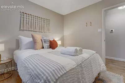 616 Bonfoy Avenue, Colorado Springs, CO 80909 - Photo 14