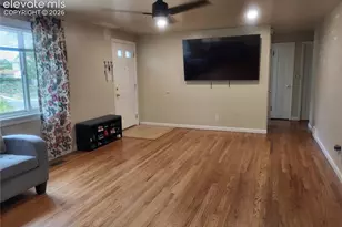 2120 Bonfoy Ave, Colorado Springs, CO 80909 - Photo 6