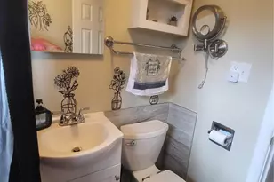 2120 Bonfoy Ave, Colorado Springs, CO 80909 - Photo 18