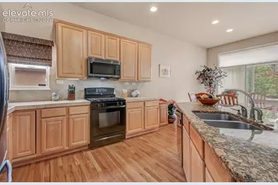 6137 Cumbre Vista Way, Colorado Springs, CO 80924 - Photo 8