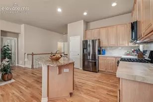 6137 Cumbre Vista Wy, Colorado Springs, CO 80924 - Photo 10